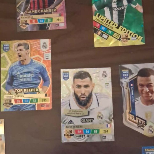 Karim Benzema FIFA 365 Momentum Card Like New, Set of 15
