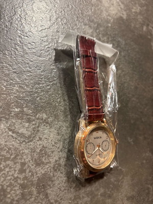 Men's watch new