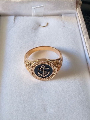 Men's Signet Ring with Nautical Anchor Design, New, Gold Tone