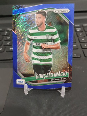 2025-26 Panini Prizm FIFA Soccer Goncalo Inacio Blue Shimmer card like new