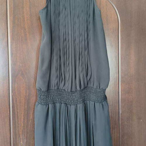 JLO Black Pleated Midi Dress Small like new