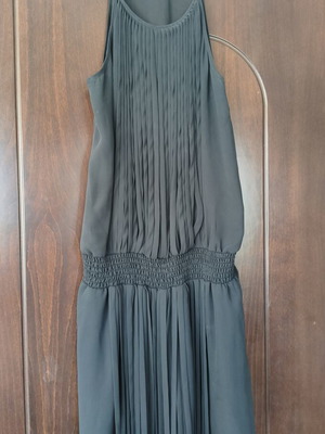 JLO Black Pleated Midi Dress Small like new