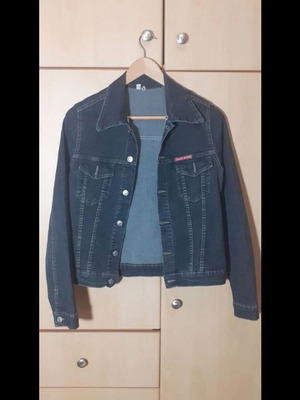 Black denim jacket Large used in excellent condition