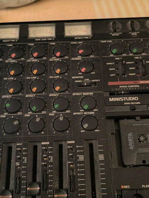 Tascam Porta Two μεταχειρισμένο μηχάνημα λειτουργικό