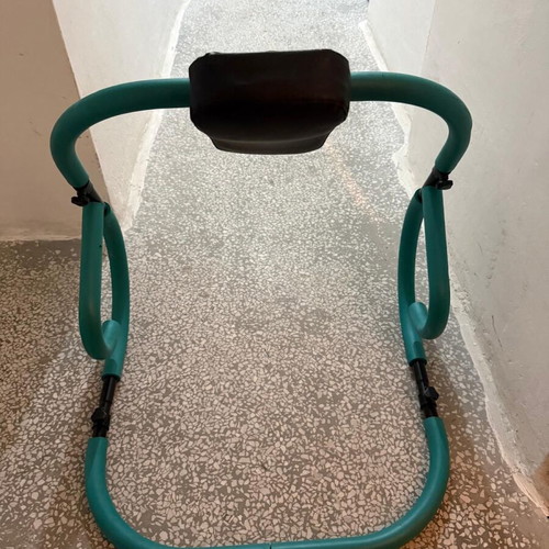 Abdominal Trainer like new with ergonomic design