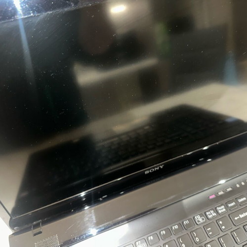 Sony Vaio 17.3 Laptop like new with Intel Core i7, 8GB RAM, 500GB SSD