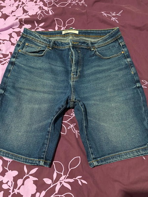 Zara bermuda shorts like new, blue, size L
