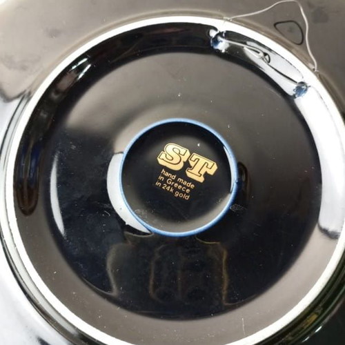 Decorative plate with gold details like new, diameter 0.23