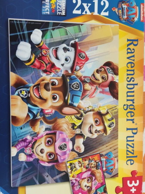 Paw Patrol puzzles like new, set of 2 with 12 pieces each