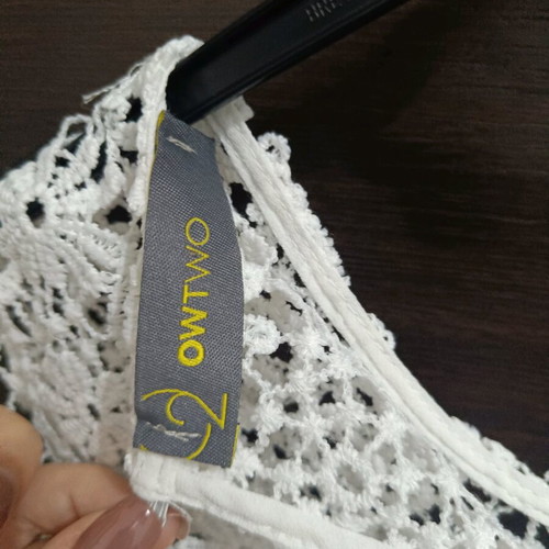 Owtwo blouse with embroidery white, like new