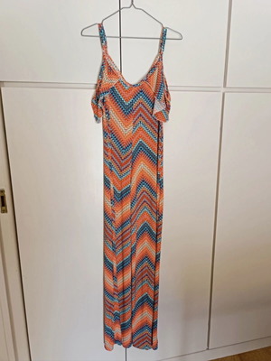 Summer one-piece jumpsuit like new, colorful, size S-M