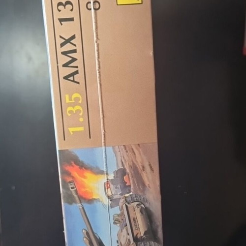 Amx 13/75 1:35 Model Kit sealed by Heller