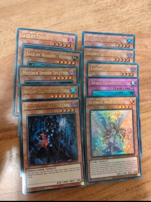 Yu-Gi-Oh bundle 10 ultra rare cards like new