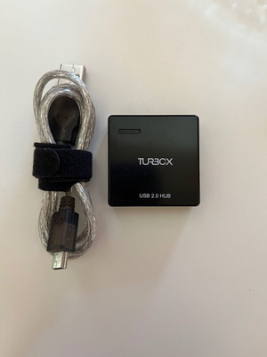 Turbo-X Hub-100 USB 2.0 Hub like new, 4-port compact size