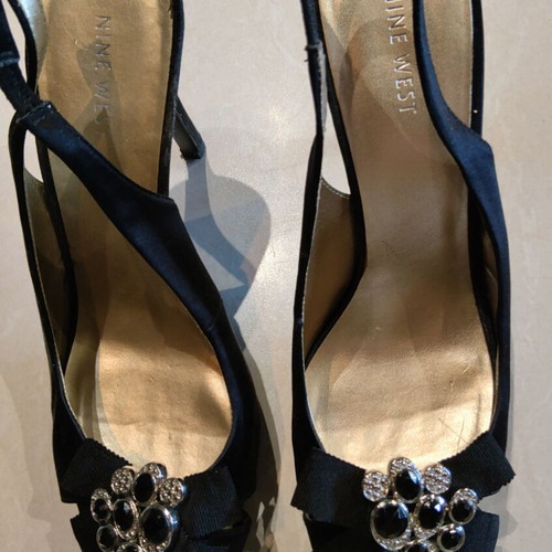 Nine West black fabric sandals with decorative buckle, 12cm heel