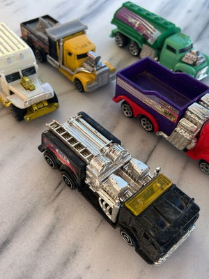 Hot Wheels toy cars old 1998 used metallic