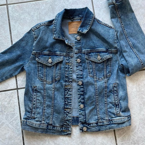 Jean jacket excellent condition, size M