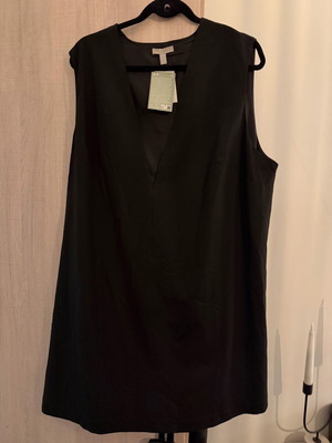 H&M black dress new, size XL