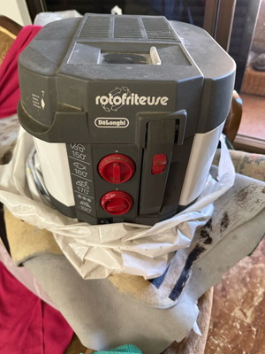 Delonghi rotisserie fryer like new, rotating fryer