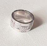 K18 diamond ring like new