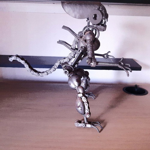 Alien used metallic handmade figure with accessories