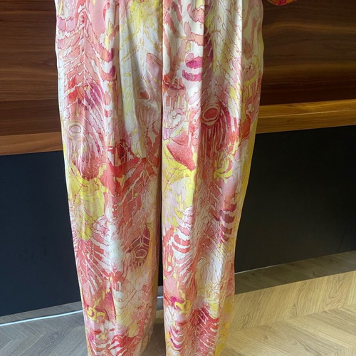 Satin pants Iraida like new, size medium
