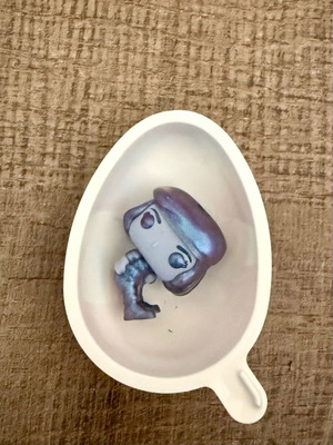 Robin Down Stranger Things Kinder Joy figure new