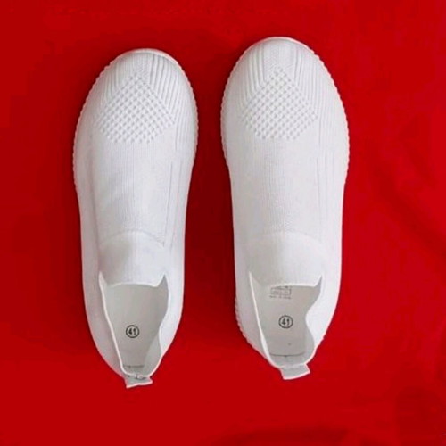 Women's white sports sneakers size 41