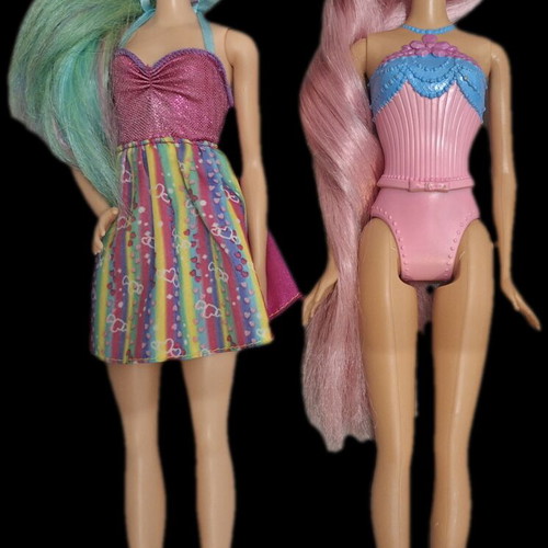 Lot of two dolls like new