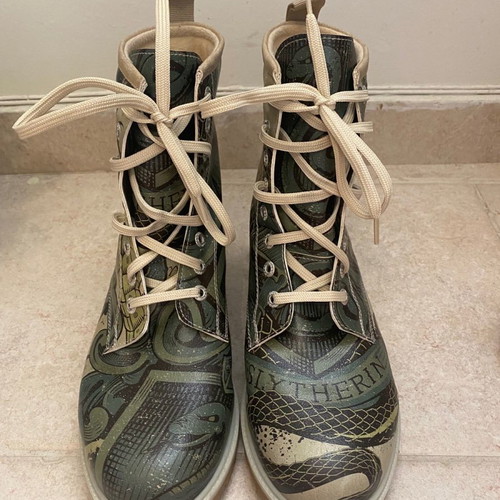 Slytherin boots new, size 40, green