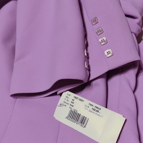 Lila suit size 42 new, classic cut with silk blouse