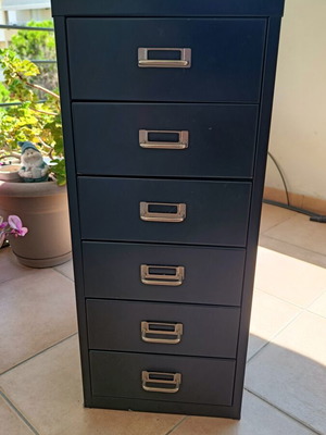 Black metal drawer cabinet