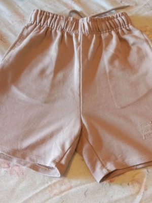 Bershka shorts like new, beige, age 10-12, size XXS