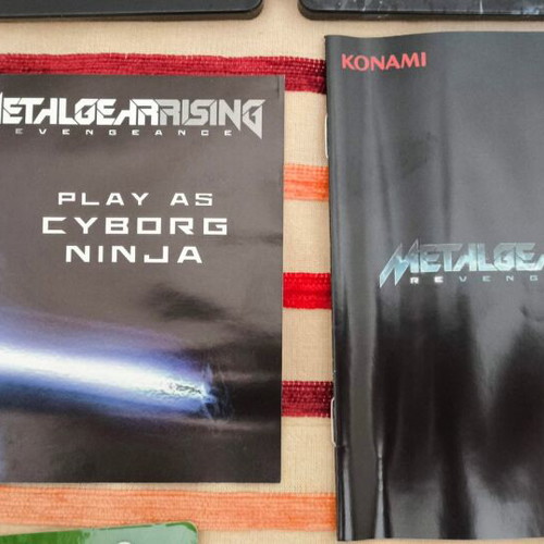 Metal Gear Rising Revengeance Steelbook PS3 used with unused codes