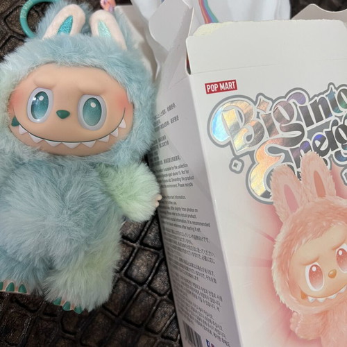 Labubu Popmart original new plush toy