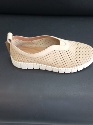 Jana sneaker beige, size 37, soft sole