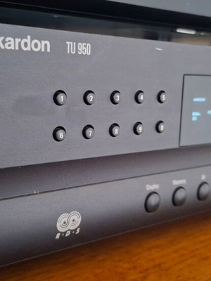 Harman Kardon Tuner TU950 употребяван, AM/FM/LW цифров RDS