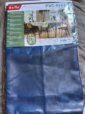 Plastic tablecloth 150x150cm new
