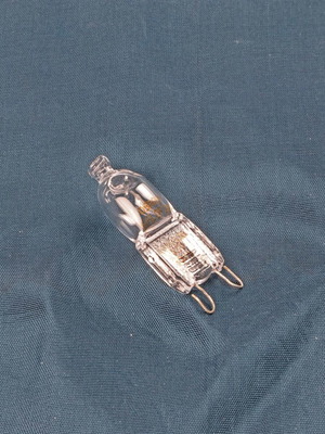 G9 40Watt bulb new