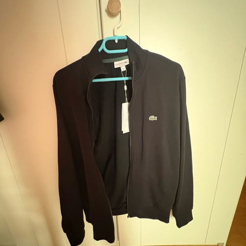 Lacoste fleece jacket new, size M, black