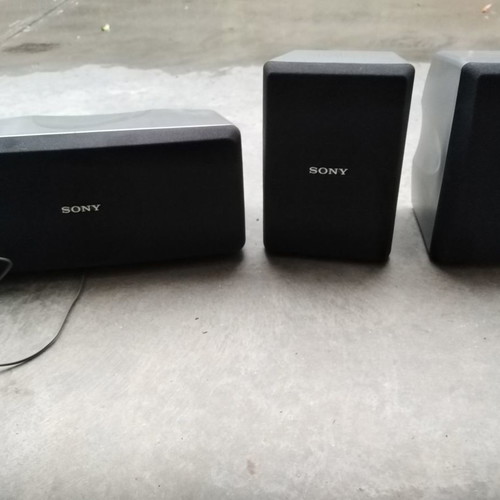 Sony speakers used, set of 3 with powerful sound