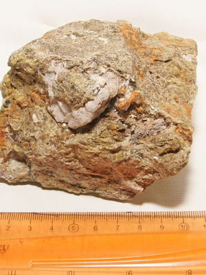 Large mineral with garnet and calcite new