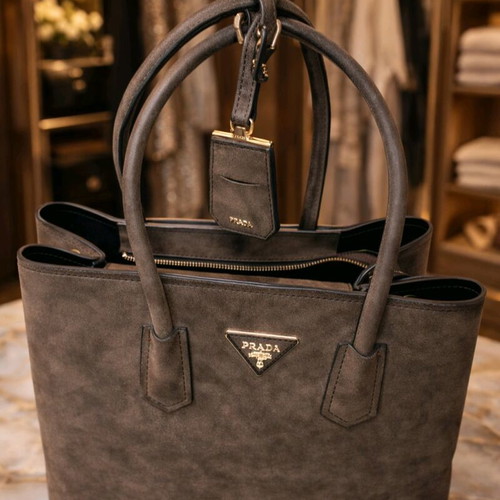 PRADA MILANO 1913 original leather bag