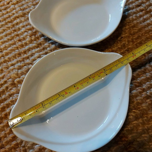 Porcelain ovenware like new, set of 2 pieces