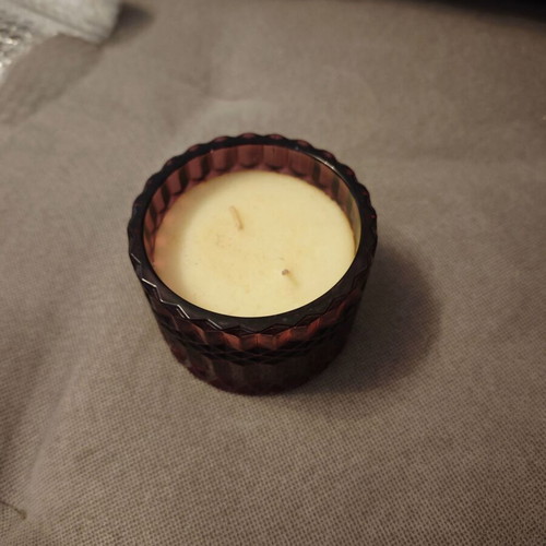 Decorative candle like new, diameter 9cm, height 6.5cm