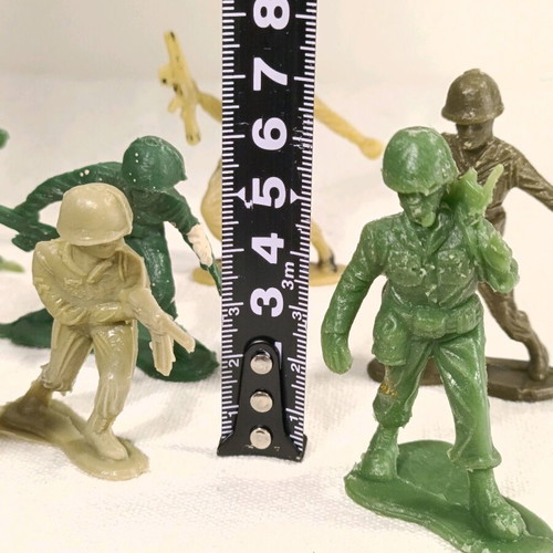 Vintage toy soldiers used, likely Greek made