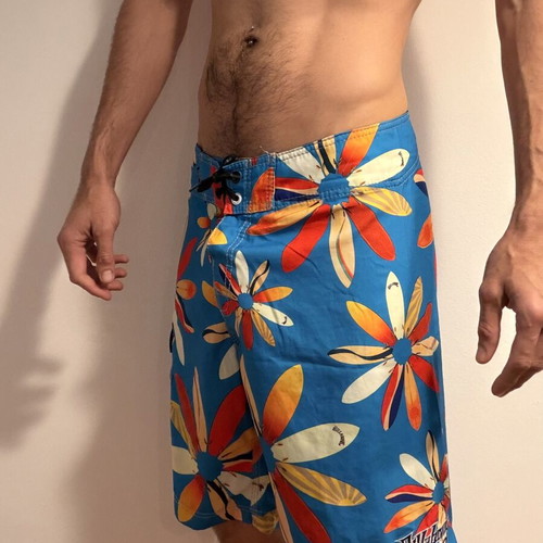 Billabong swim shorts used, size 31, floral pattern, turquoise