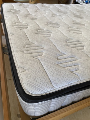 Orthopedic mattress used 140x190cm with removable washable underlay