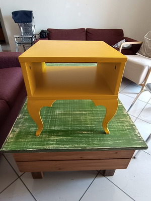 Vintage coffee table like new, dimensions 38x38x40 cm