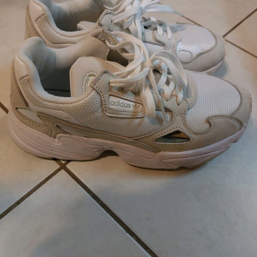 Adidas Falcon women's sneakers size 38 like new, white